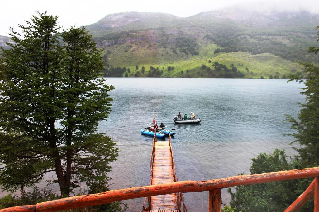 Lodge De Montana Lago Monreal El Blanco Exterior foto